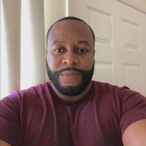 Meet your Posher, Larry